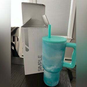 Simple Modern “The Trek” 30oz Sky Blue Tumbler with Handle